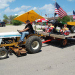 2104-bristol-progress-days-paradetractor2-46